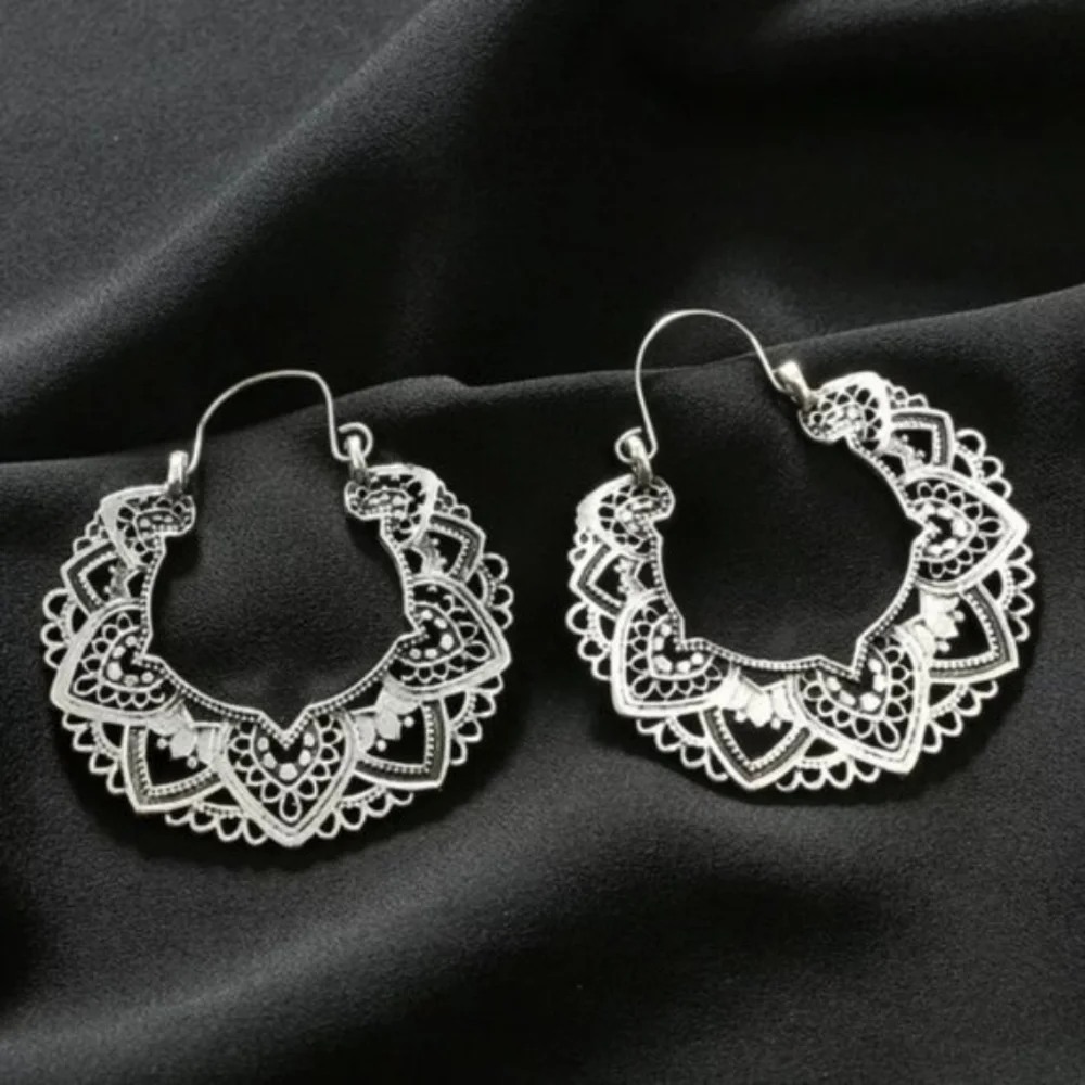 Vintage Antique Silver Dangle Earrings - Picture 2 of 3